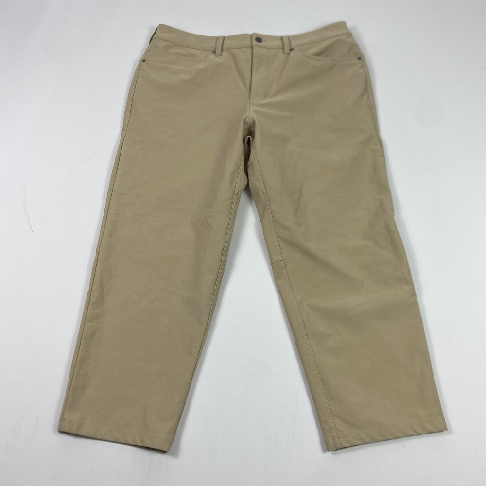 Lululemon Crop Pant Relaxed Mens 36 Khaki Tan 5 Pocket Stretch Casual Chino